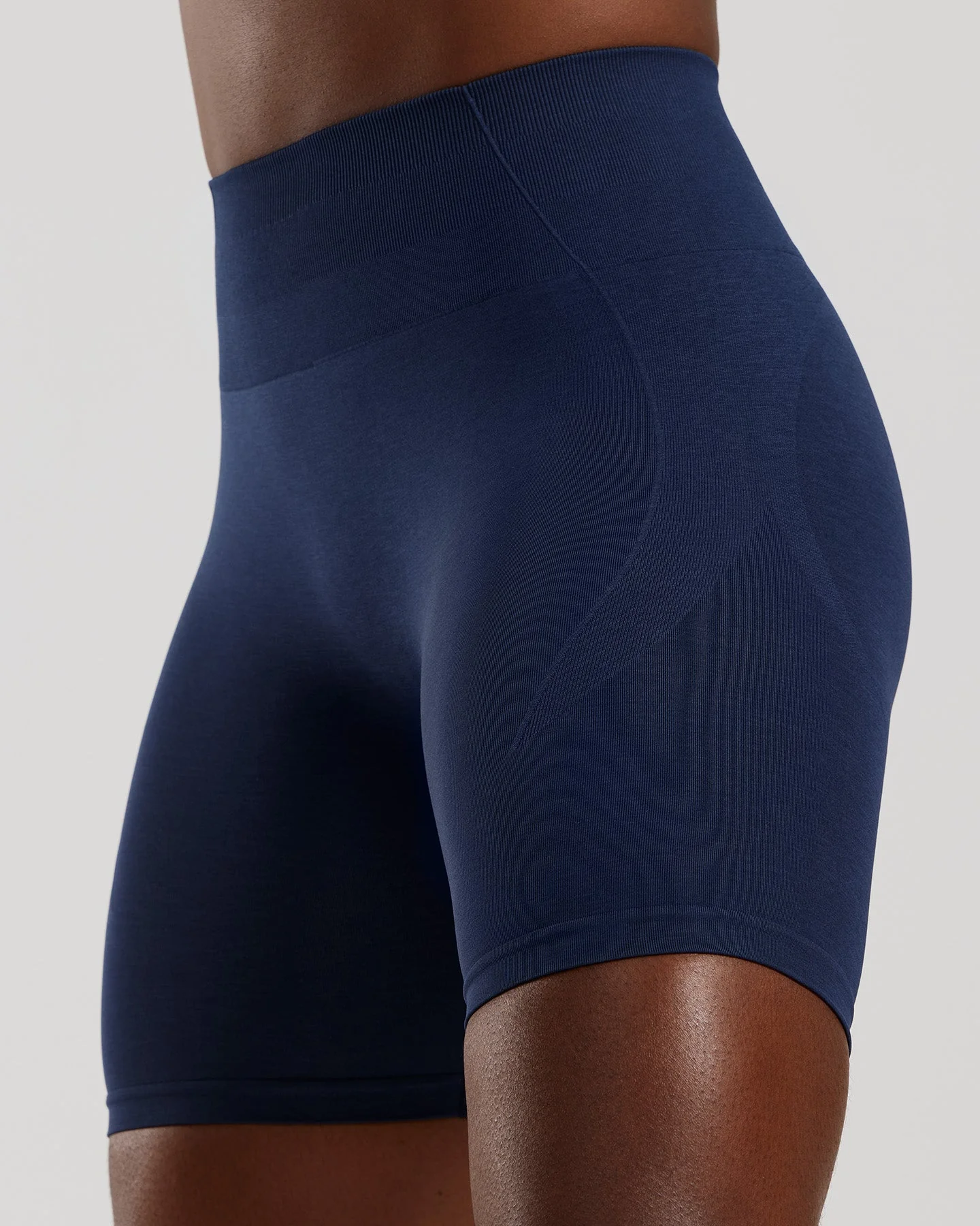 Define 2.0 High Waist Scrunch Shorts 6" | Sapphire Blue - Image 4