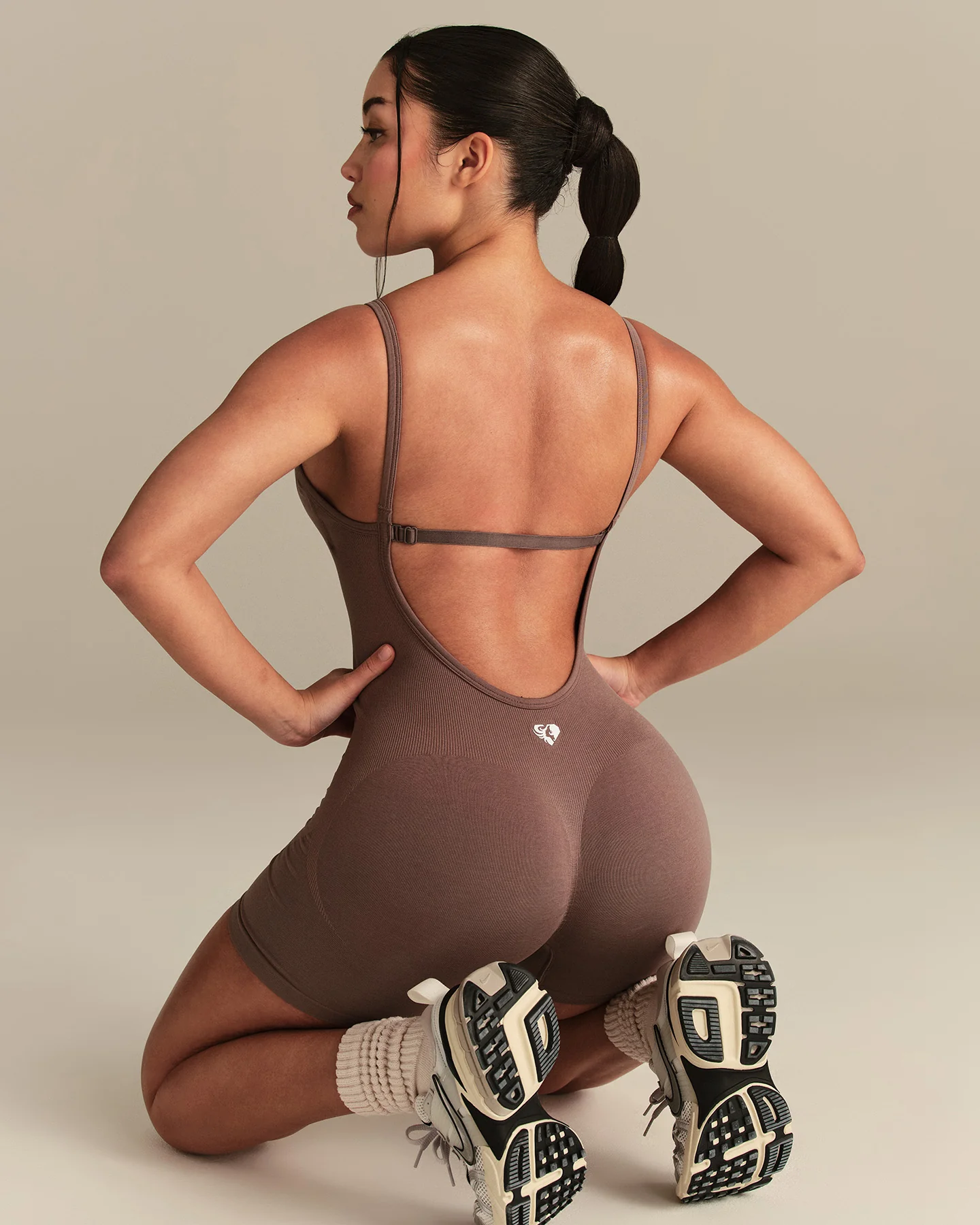 Define 2.0 Scrunch Short Unitard | Mocha - Image 6