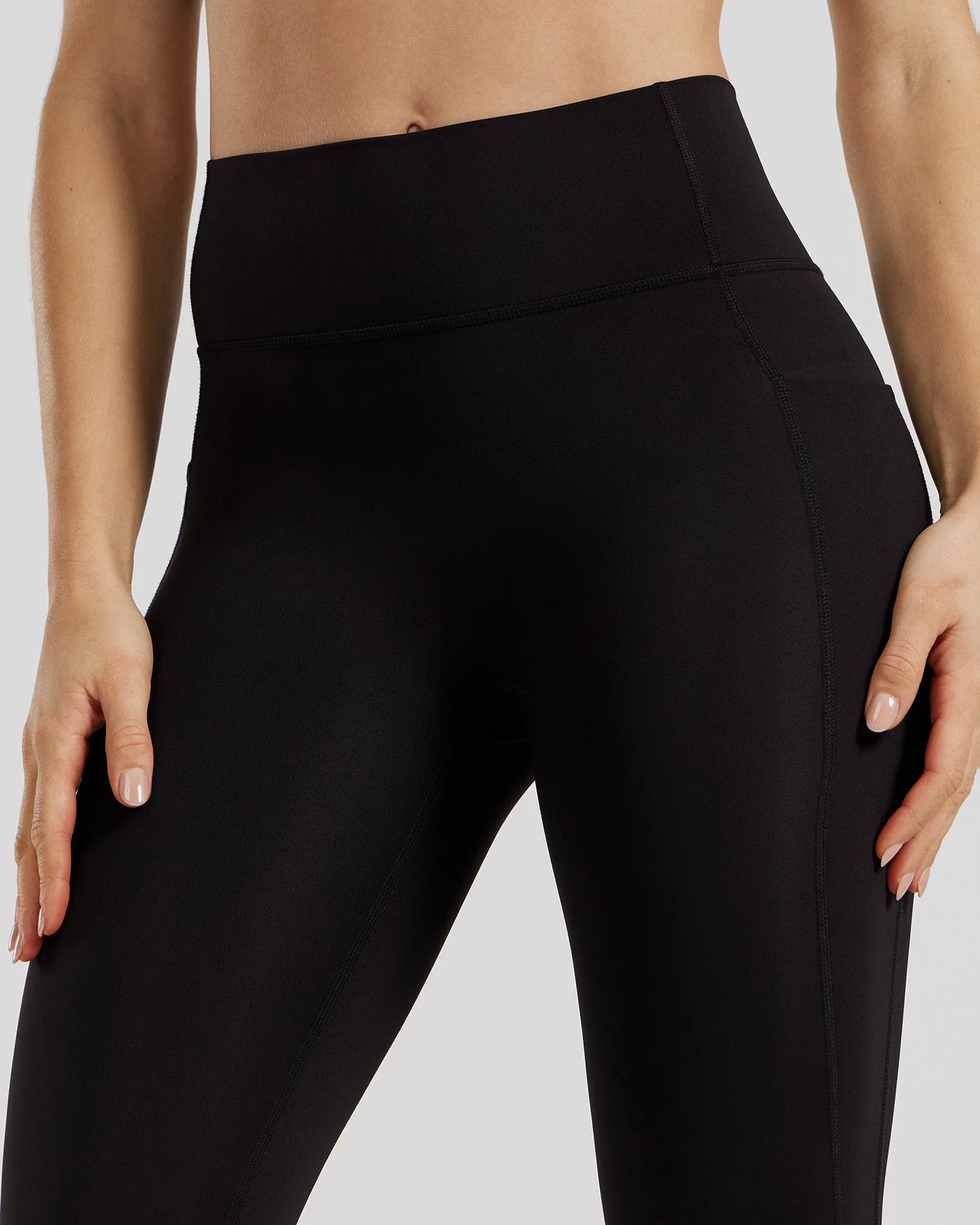 Essential High Waist Leggings with Pockets | Black - Image 3