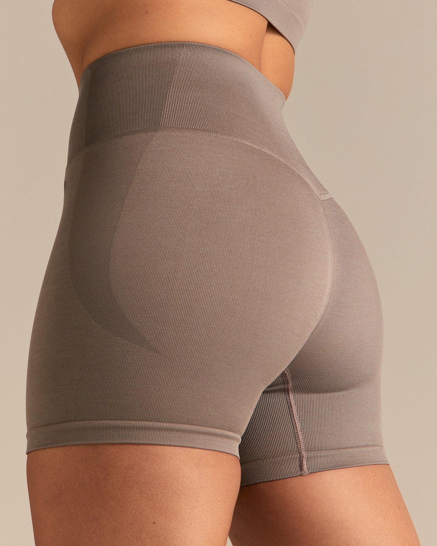 Motion Seamless Shorts | Taupe Grey - Image 7